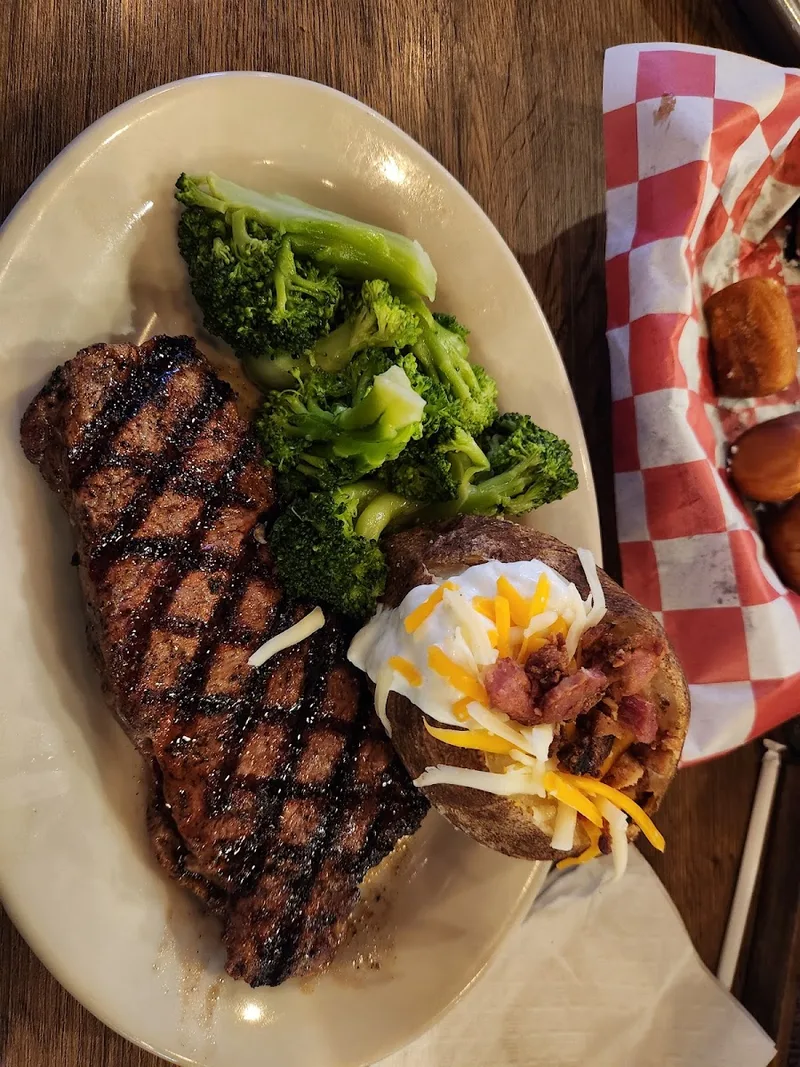 Butterbee's American Grille — american restaurant (photo 13)