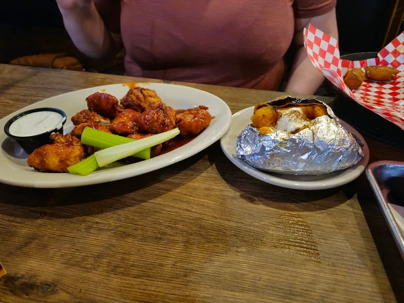 Butterbee's American Grille — american restaurant (photo 14)